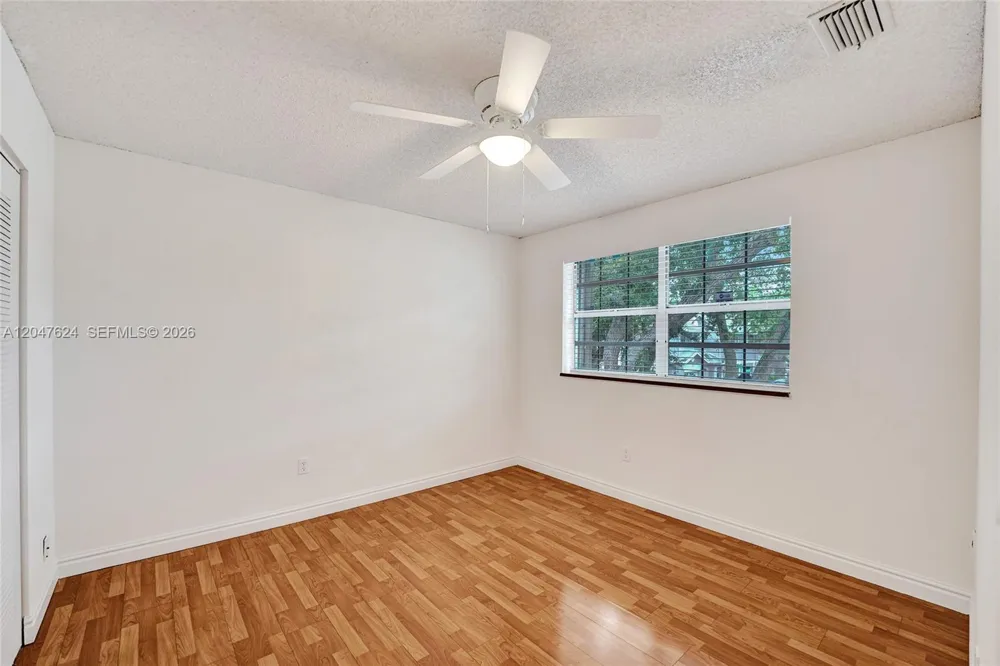 5028 SW 121st Ave Cooper City, FL 33330