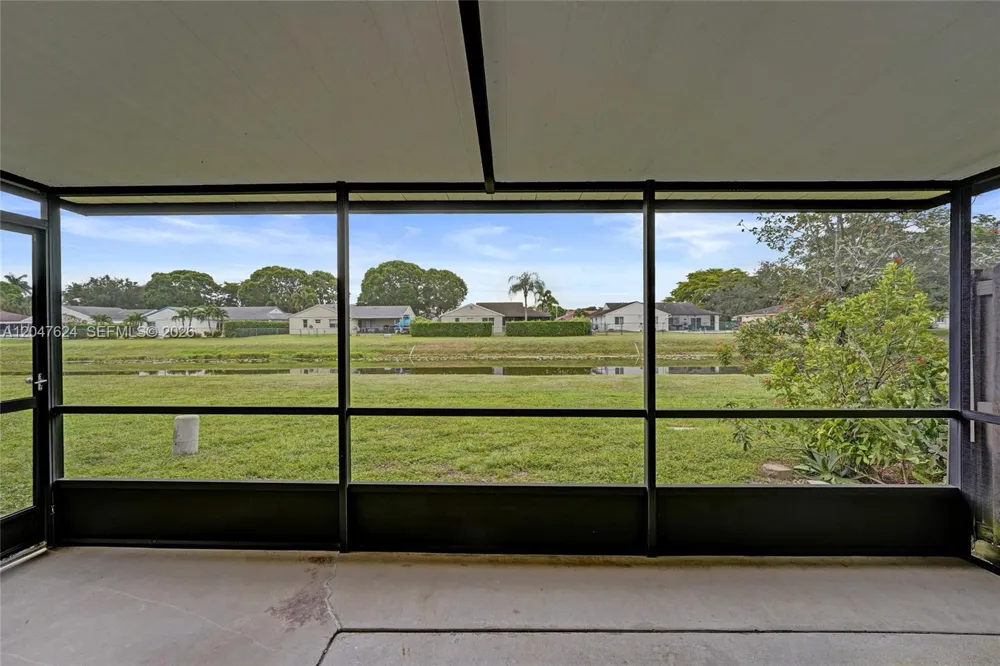 5028 SW 121st Ave Cooper City, FL 33330