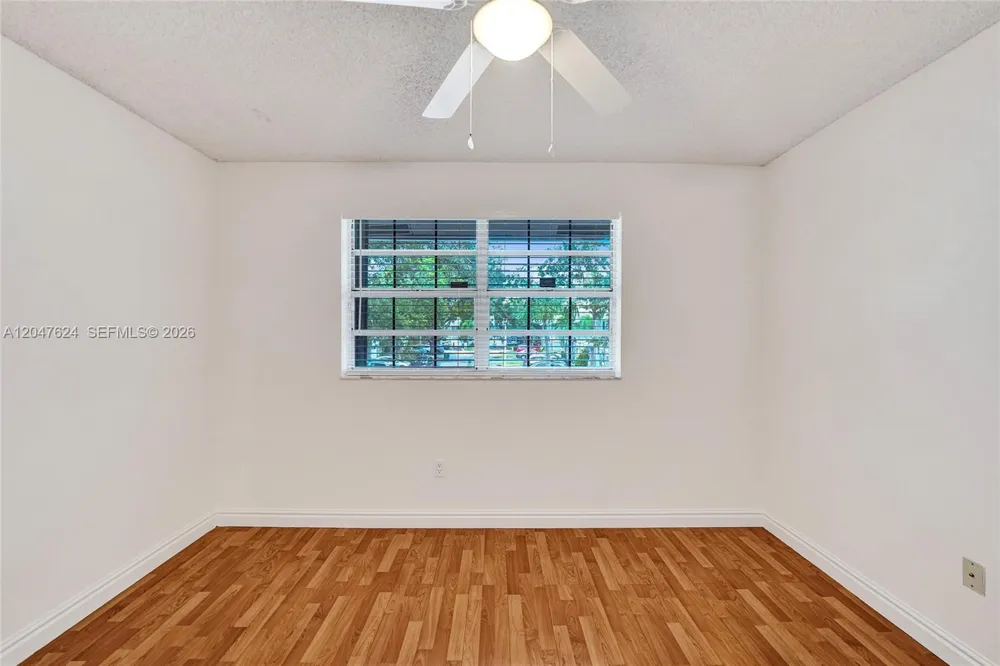 5028 SW 121st Ave Cooper City, FL 33330