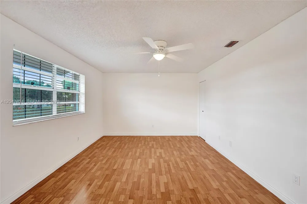 5028 SW 121st Ave Cooper City, FL 33330
