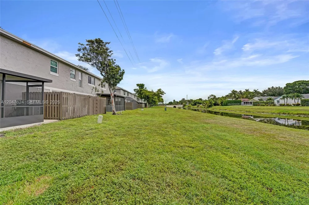 5028 SW 121st Ave Cooper City, FL 33330
