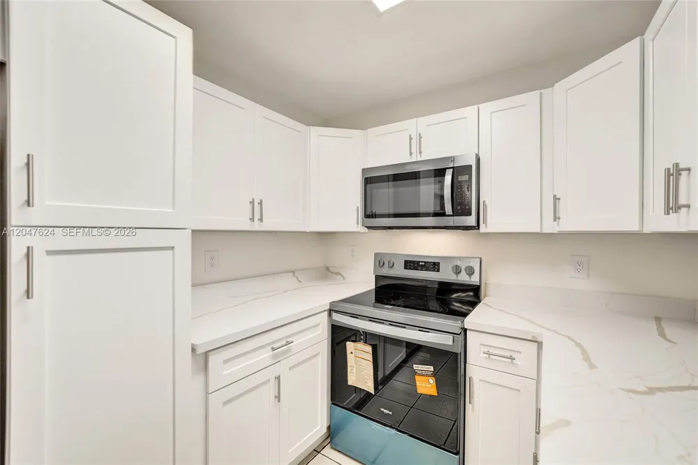 5028 SW 121st Ave Cooper City, FL 33330