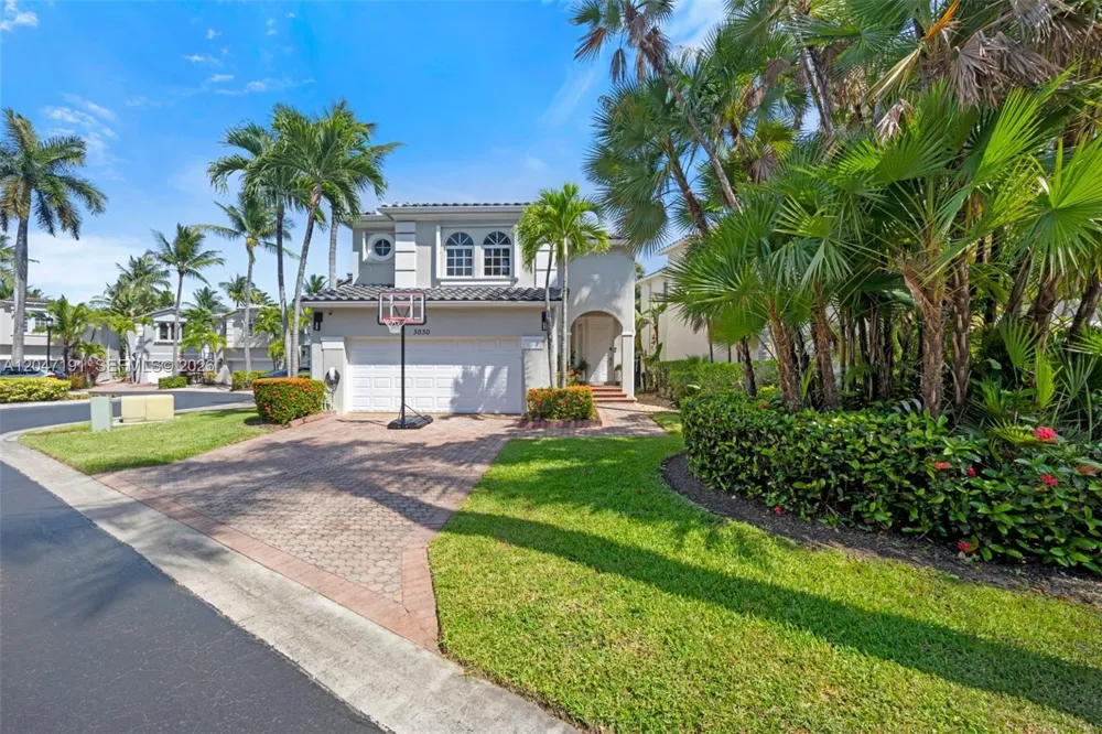 3030 NE 208th St Aventura, FL 33180