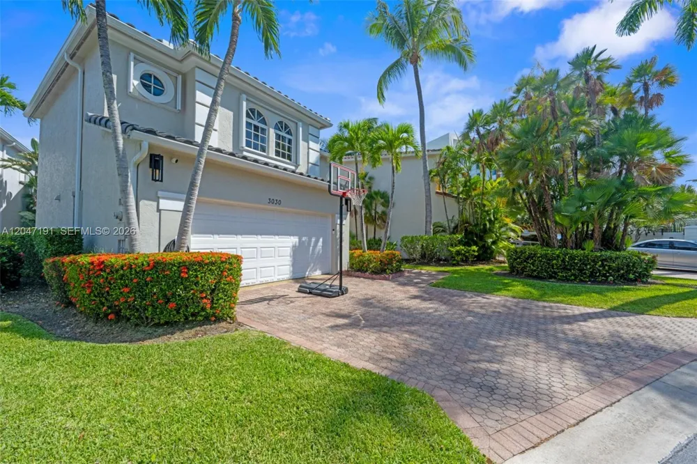 3030 NE 208th St Aventura, FL 33180