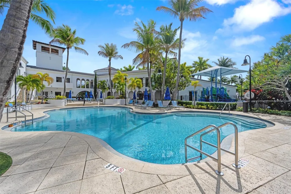 3030 NE 208th St Aventura, FL 33180
