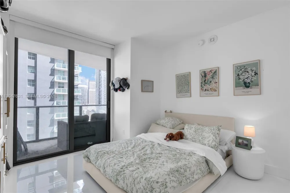 1300 S Miami Ave #1601 Miami, FL 33130