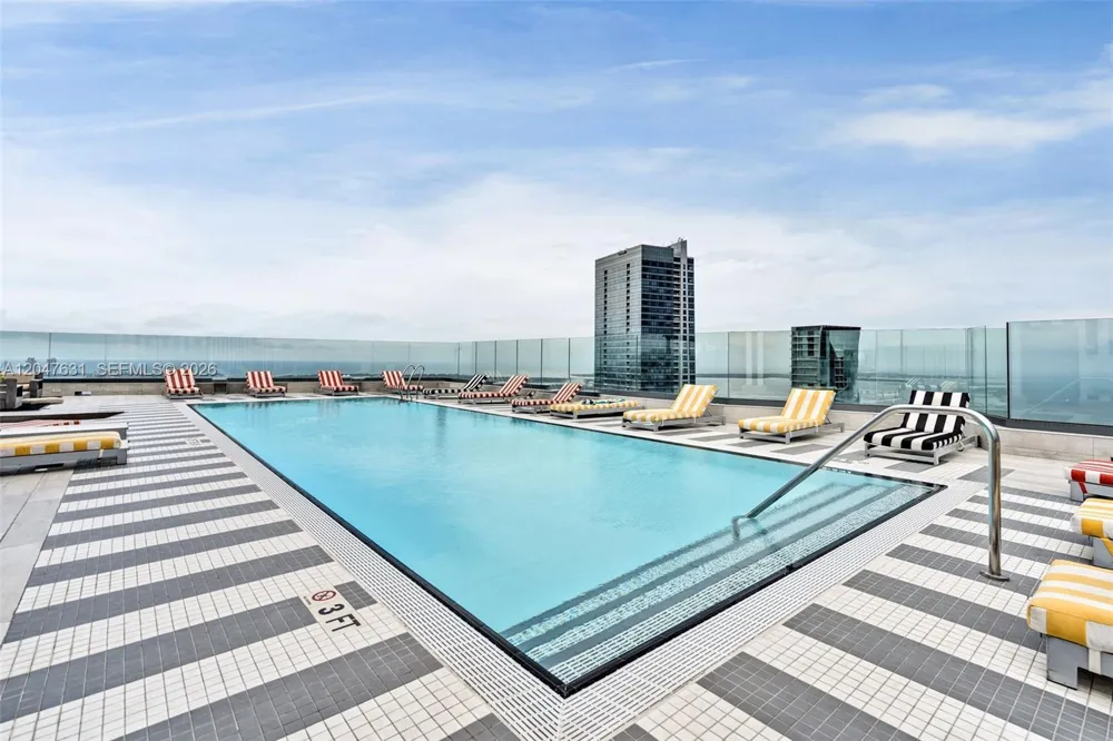 1300 S Miami Ave #1601 Miami, FL 33130