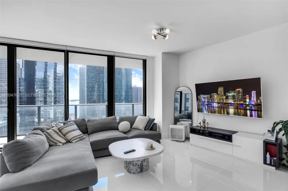 1300 S Miami Ave #1601 Miami, FL 33130
