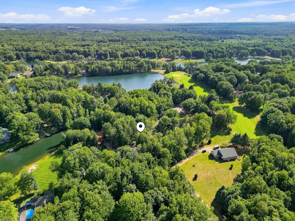 6805 Mayfair Drive Morton Township, MI 49346