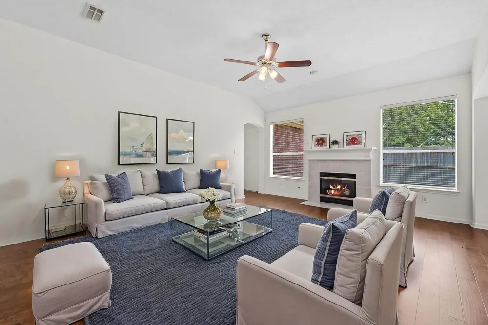 1914 Eastwood Lake Court Kingwood, TX 77339