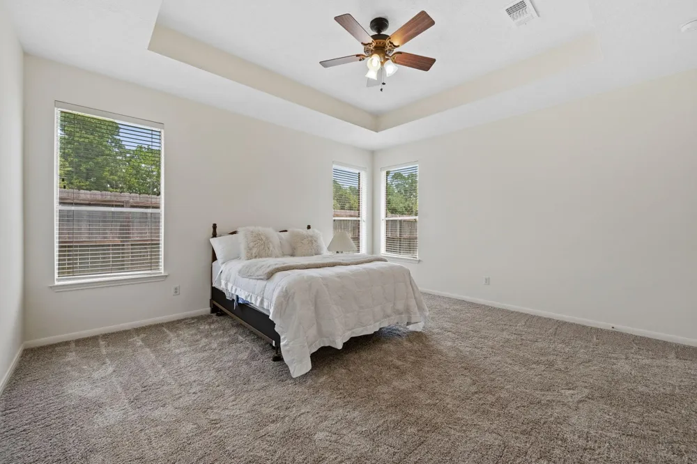 1914 Eastwood Lake Court Kingwood, TX 77339