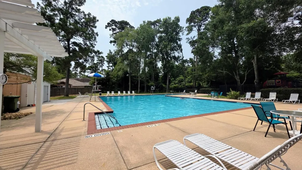 1914 Eastwood Lake Court Kingwood, TX 77339