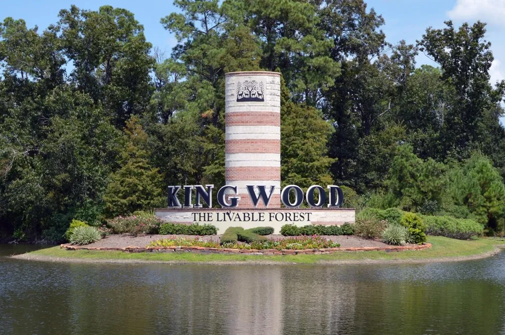 1914 Eastwood Lake Court Kingwood, TX 77339