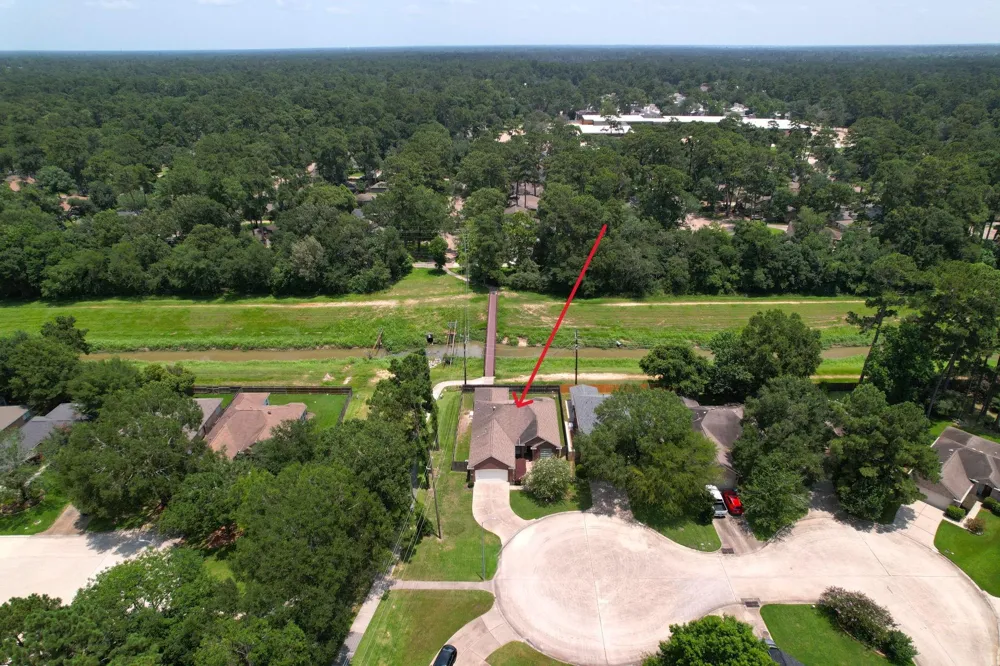 1914 Eastwood Lake Court Kingwood, TX 77339