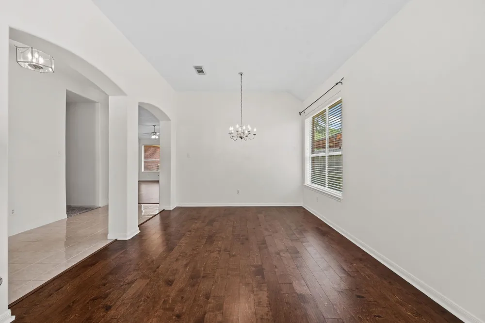 1914 Eastwood Lake Court Kingwood, TX 77339