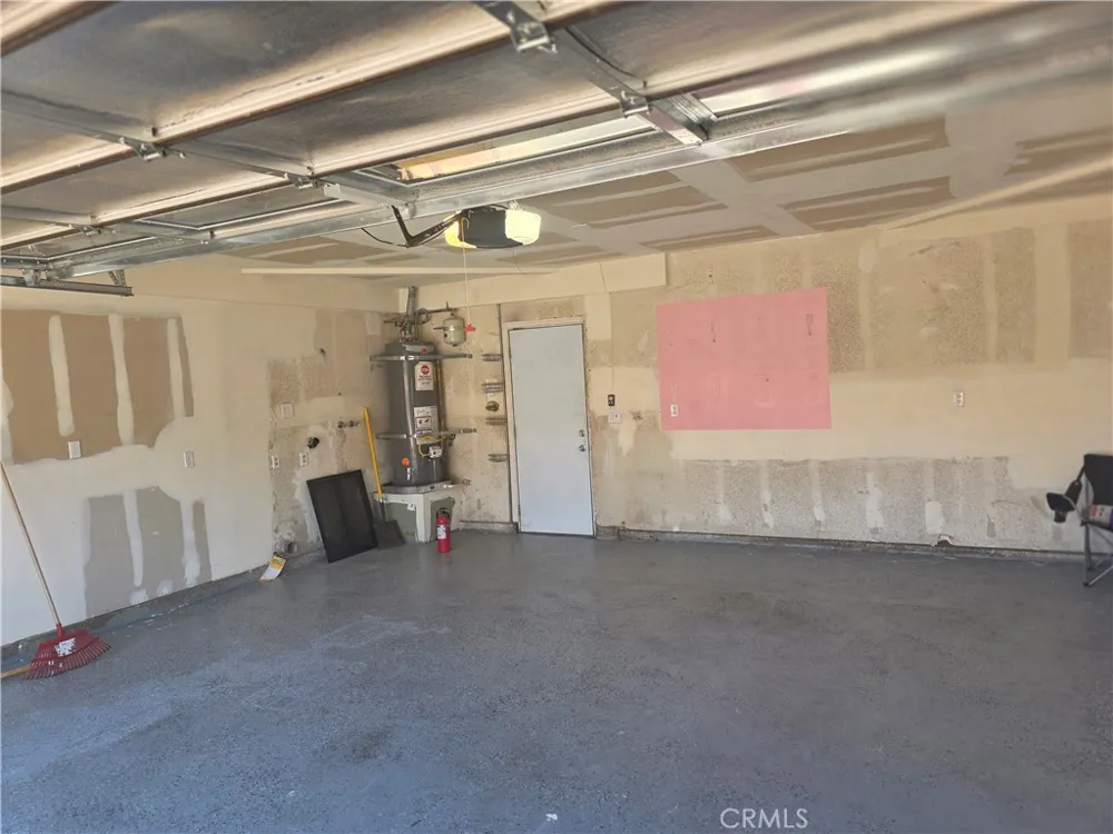 7800 Reagan Jurupa Valley, CA 92509