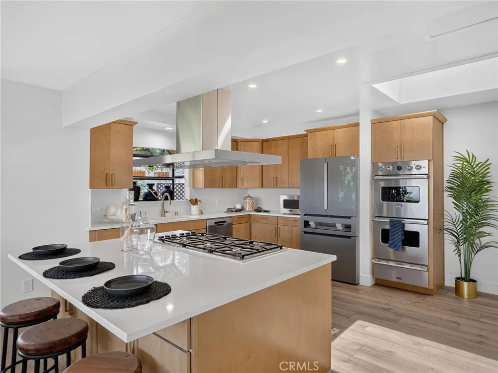 988 Via Rincon Palos Verdes Estates, CA 90274