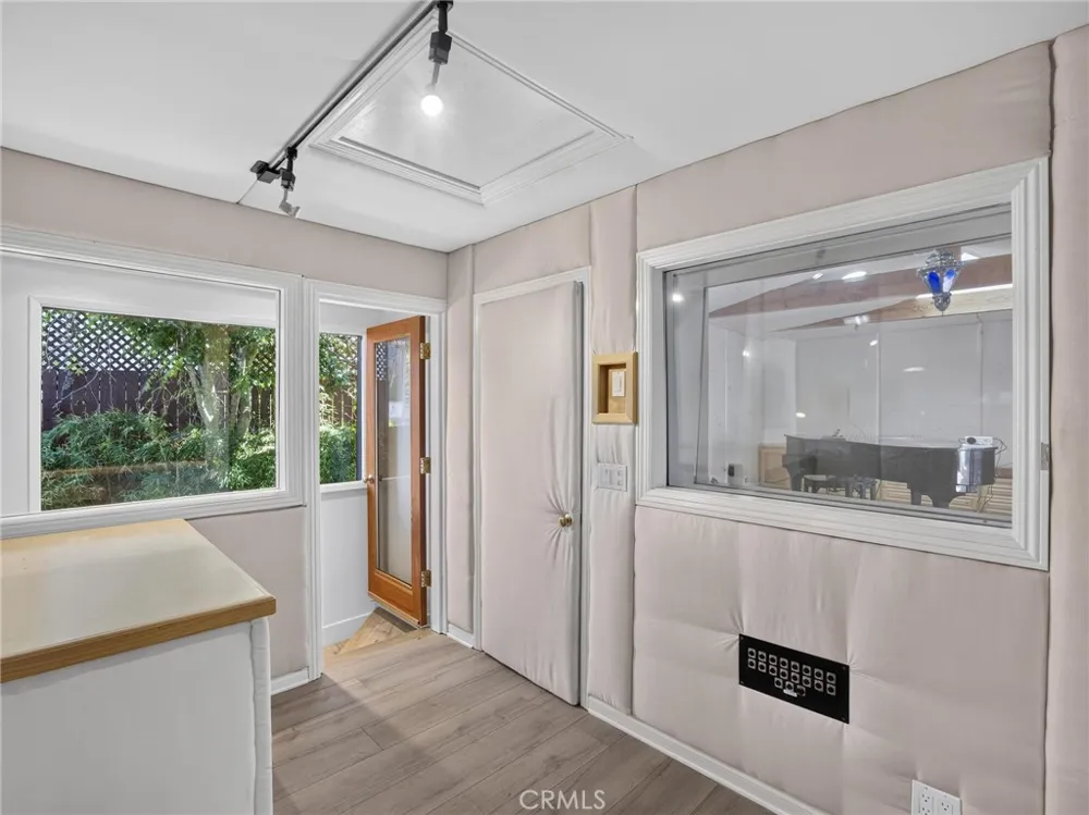 988 Via Rincon Palos Verdes Estates, CA 90274