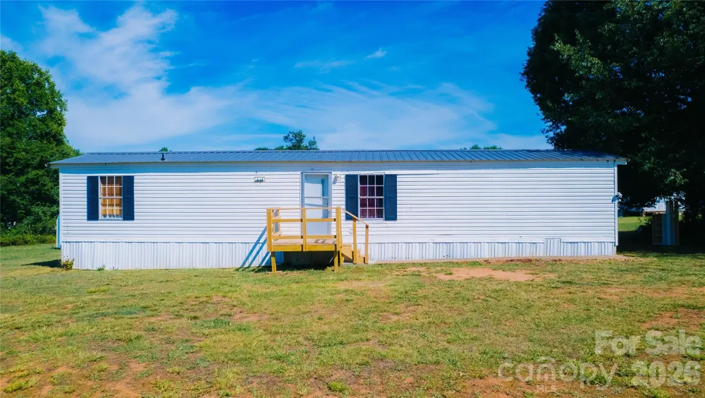 1341 Freedom Lane Newton, NC 28658