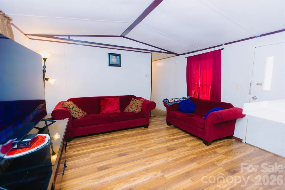 1341 Freedom Lane Newton, NC 28658