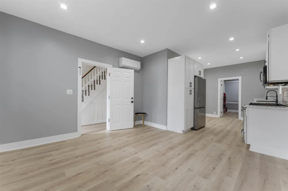 4317 COTTAGE AVE North Bergen, NJ 07047