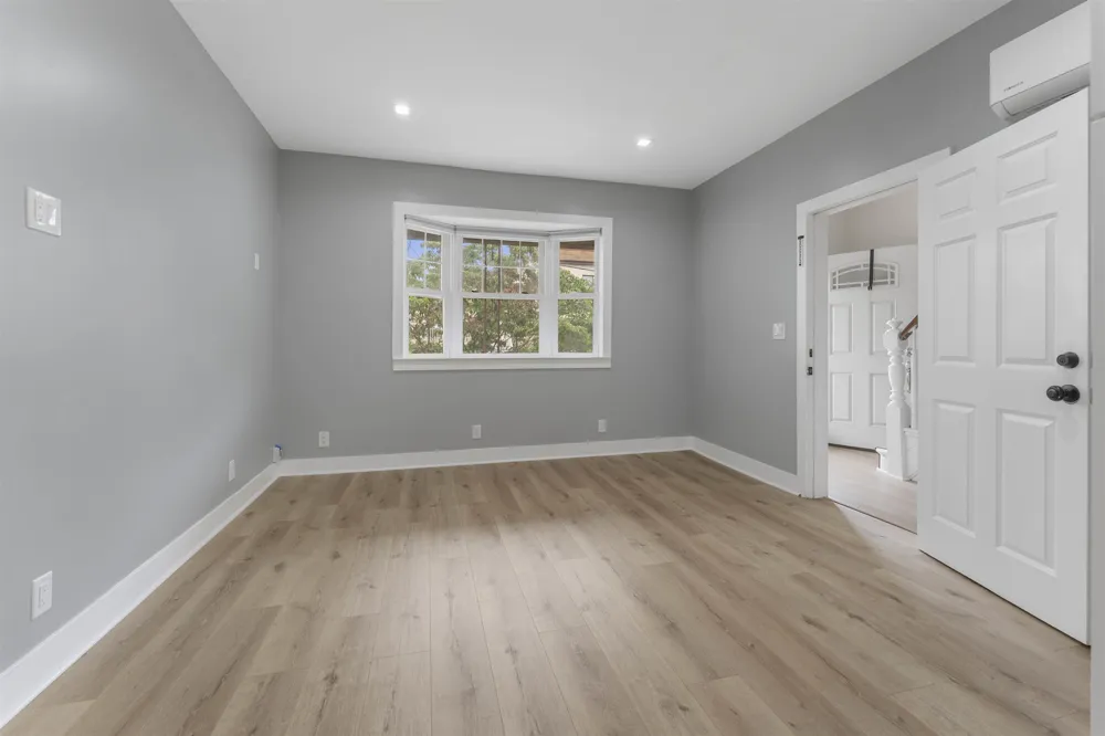 4317 COTTAGE AVE North Bergen, NJ 07047