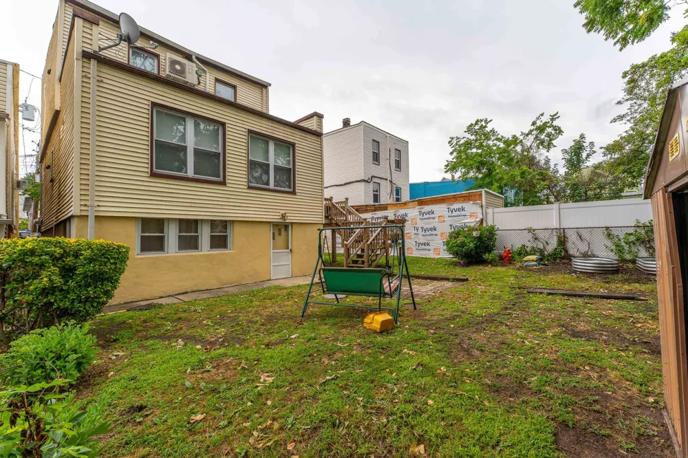 4317 COTTAGE AVE North Bergen, NJ 07047
