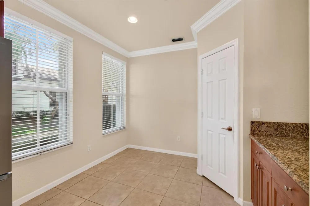 4651 Mimosa Terrace #1212 Coconut Creek, FL 33073
