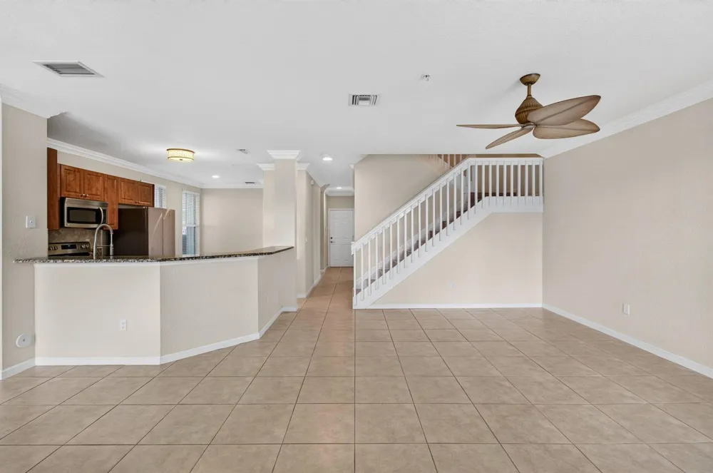 4651 Mimosa Terrace #1212 Coconut Creek, FL 33073