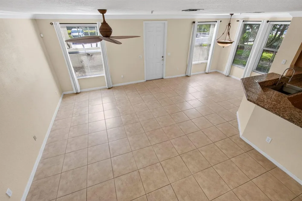 4651 Mimosa Terrace #1212 Coconut Creek, FL 33073