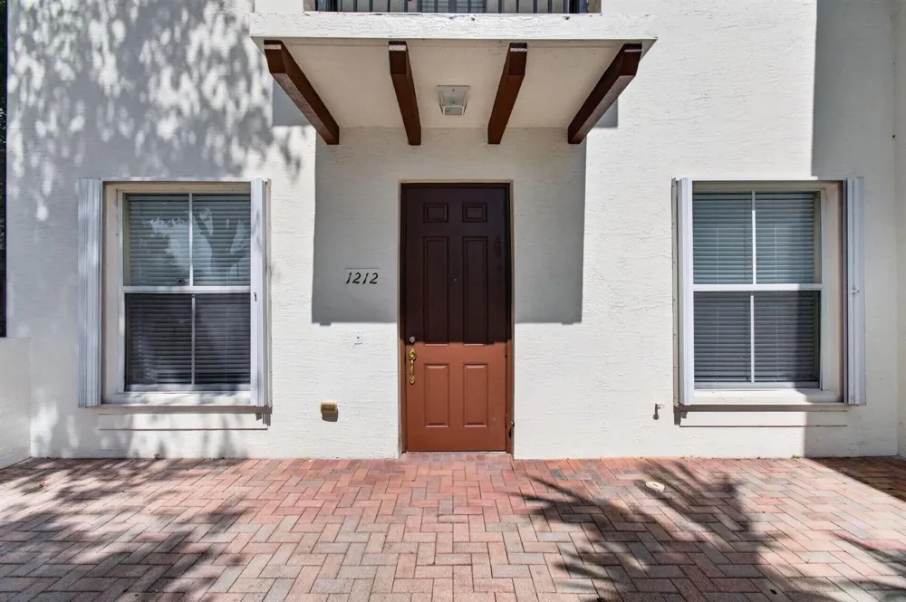 4651 Mimosa Terrace #1212 Coconut Creek, FL 33073