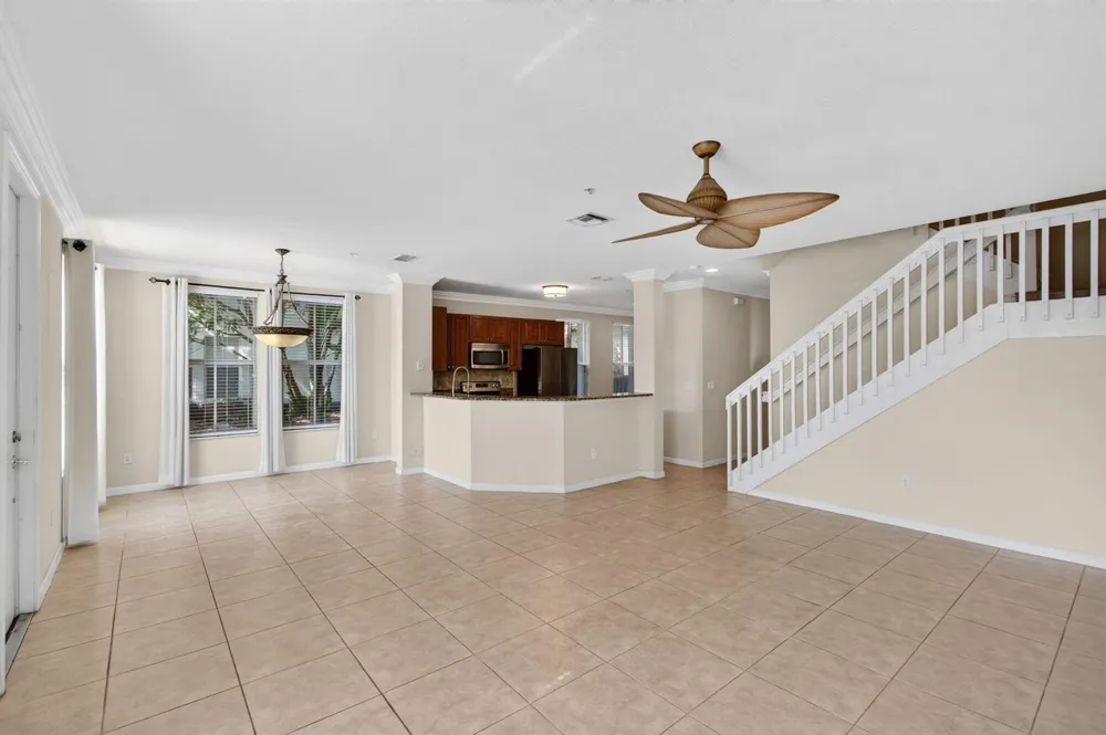 4651 Mimosa Terrace #1212 Coconut Creek, FL 33073