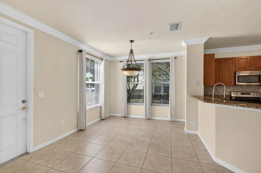 4651 Mimosa Terrace #1212 Coconut Creek, FL 33073