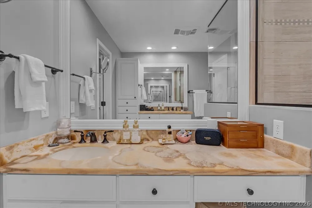 3809 E 66th Street Tulsa, OK 74136