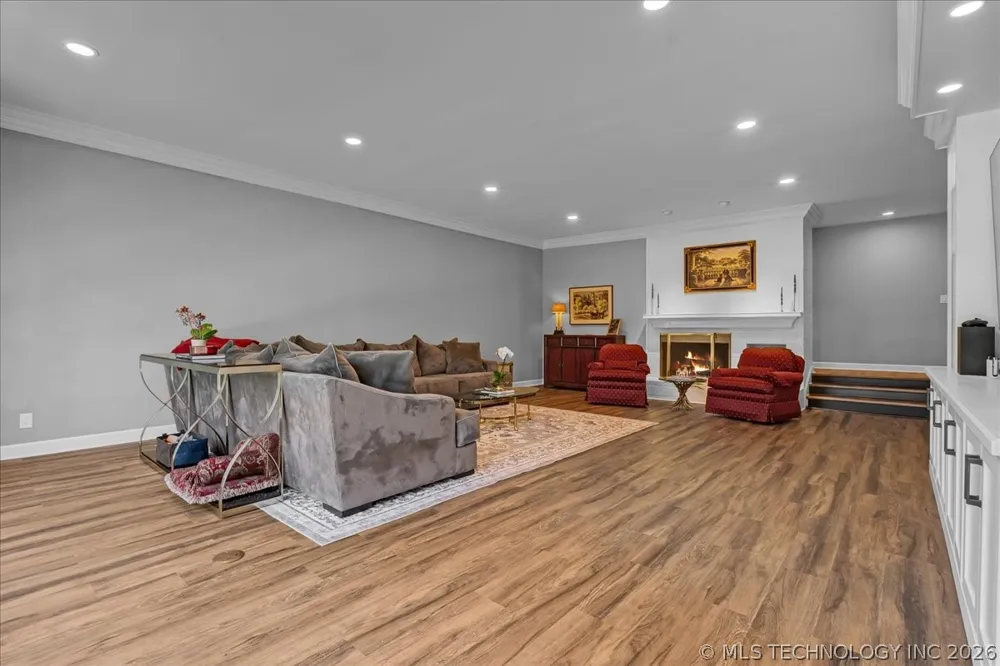 3809 E 66th Street Tulsa, OK 74136