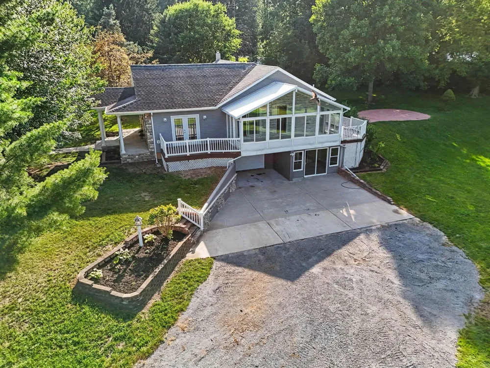 57530 Cool Water Lane Colon Township, MI 49040