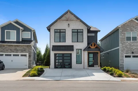 142 Barefoot Way