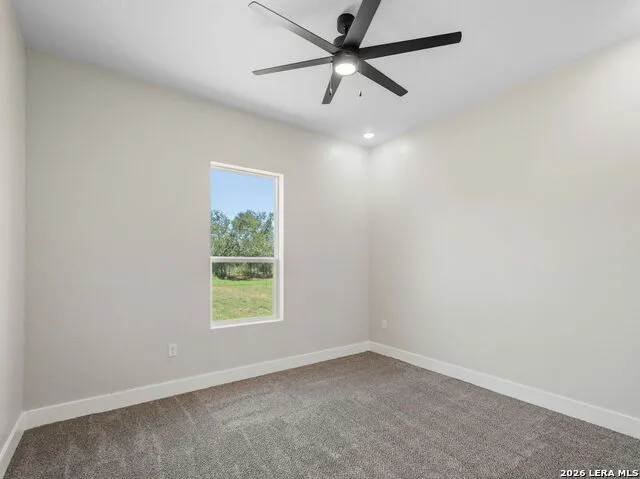 117 W SHORT MEADOW DR Lytle, TX 78052