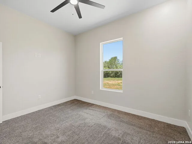 117 W SHORT MEADOW DR Lytle, TX 78052