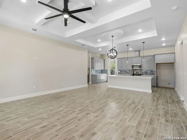 117 W SHORT MEADOW DR Lytle, TX 78052