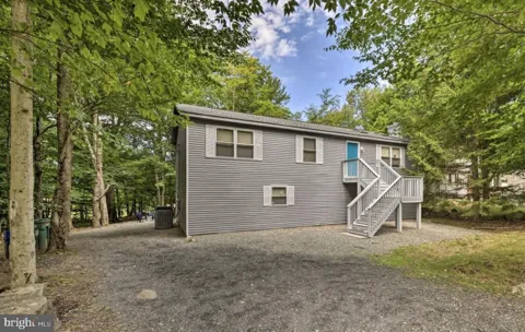 327 COUNTRY PLACE DRIVE