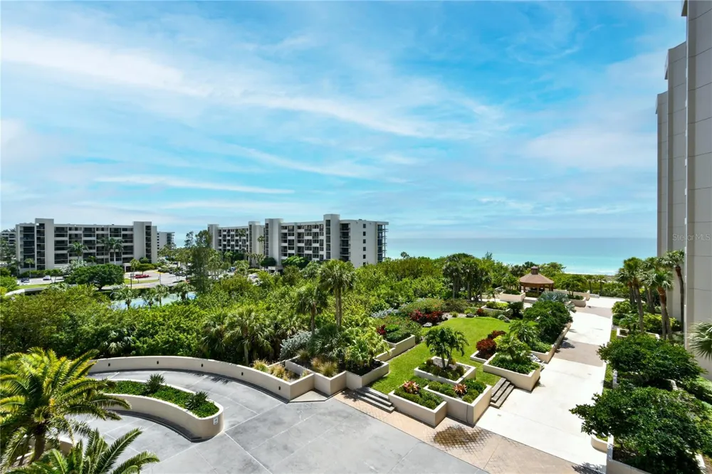 1211 GULF OF MEXICO DRIVE #302 Longboat Key, FL 34228