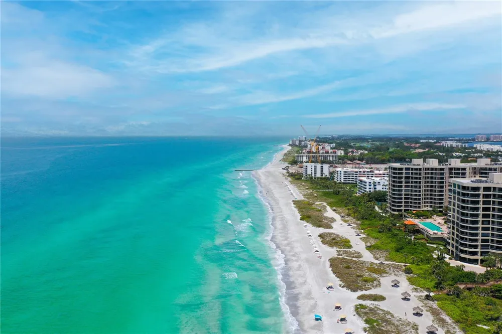 1211 GULF OF MEXICO DRIVE #302 Longboat Key, FL 34228