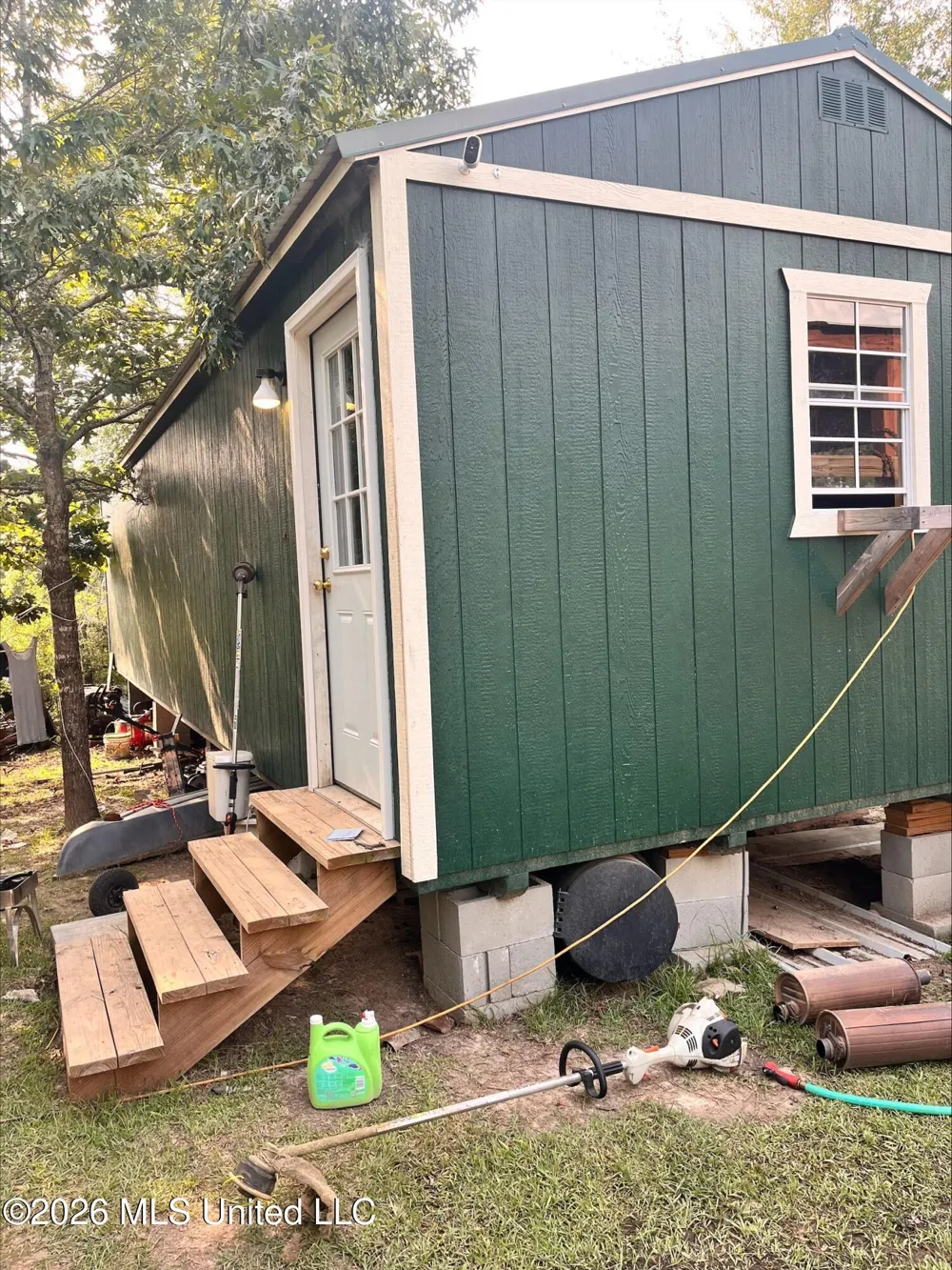 27 Roy Road Lumberton, MS 39455