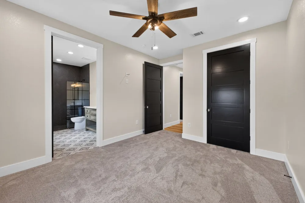 1215 Private Road 7039 Lexington, TX 78947