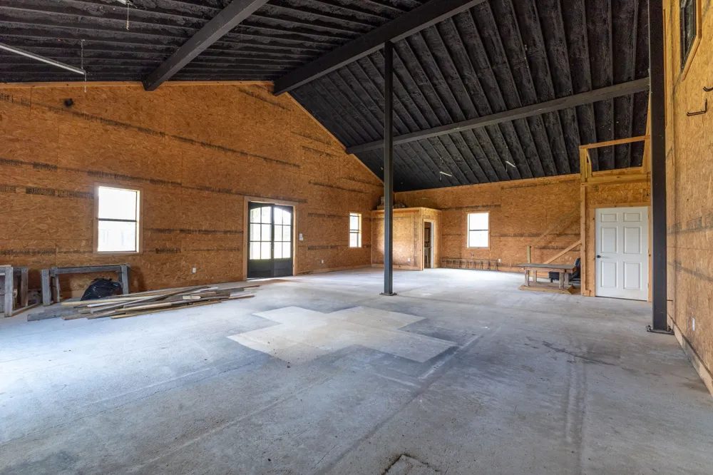 1215 Private Road 7039 Lexington, TX 78947
