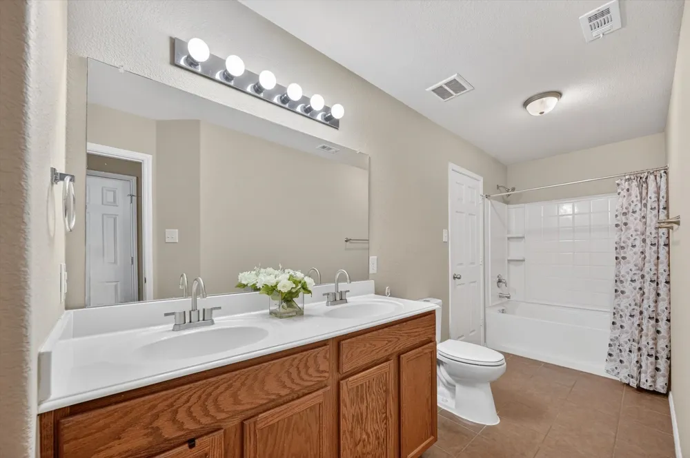 5640 Lincolnwood Drive Prosper, TX 75078