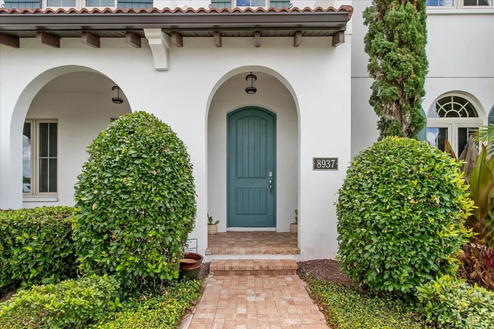 8937 LAKESHORE POINTE DRIVE Winter Garden, FL 34787