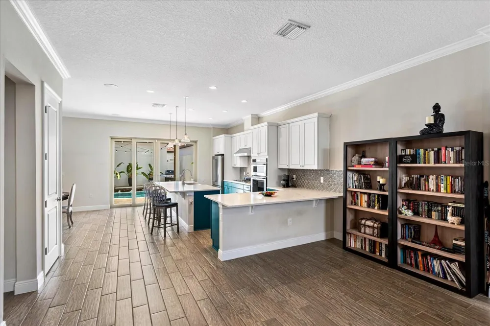 8937 LAKESHORE POINTE DRIVE Winter Garden, FL 34787