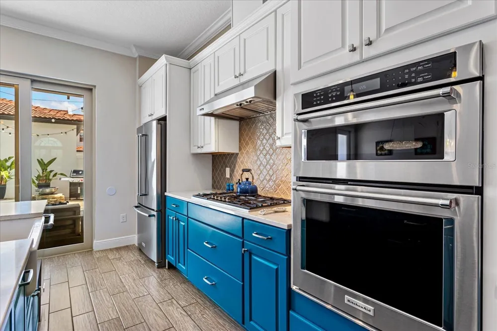 8937 LAKESHORE POINTE DRIVE Winter Garden, FL 34787